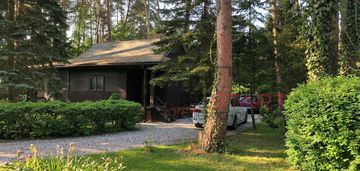 Działka z małym domkiem