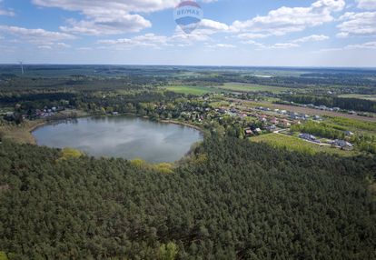 Działka na skraju lasu i jeziora