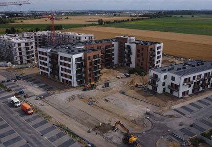 3 pokoje z balkonem i komórką lokatorską – garby
