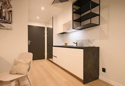 W samym centrum poznania kawalerka/pokój hotelowy