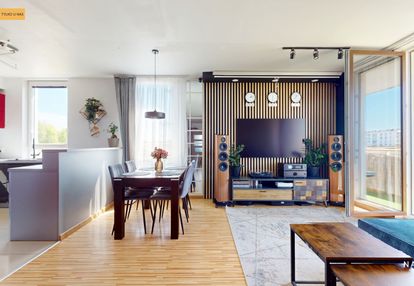 Smart home wysoki standard z miejscem parkingowym.