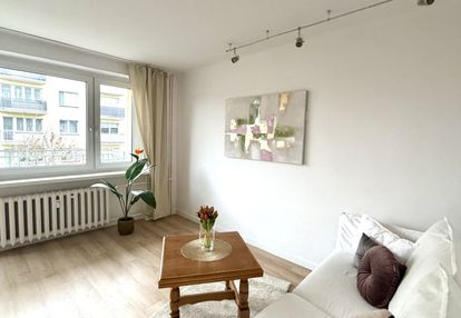 Przestronna jasna kawalerka ul.wierzbowa