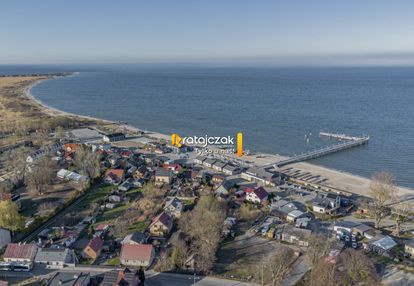 Mechelinki z widokiem na morze i ogródkiem.