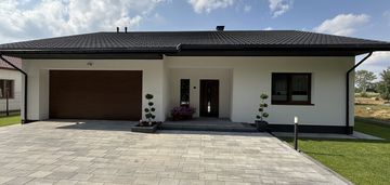 Luksus i spokój – nowoczesny dom w wołyńcach