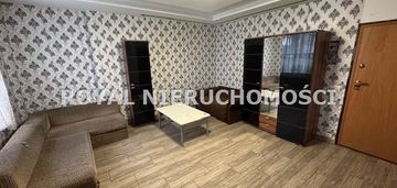 Miejsce parkingowe pod blokiem