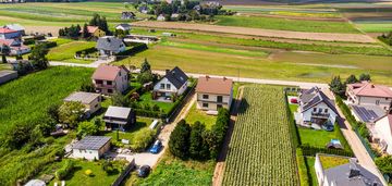 Dom z dużą działką