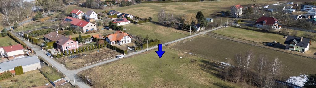 Działka budowlana w lipowej górze wschodniej- utwardzona droga i media