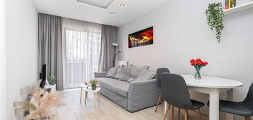 2 pokoje | balkon | 150 m do tramwaju | czyżyny