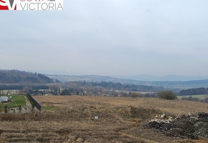 Nowoczesne domy z rozległymi widokami.