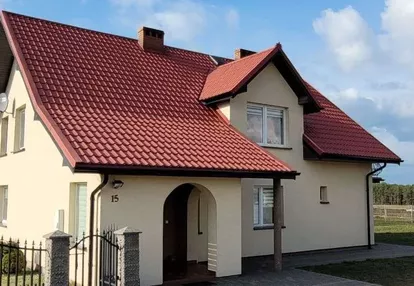 Dom z zabudowaniami oraz łąką w Miłoszewie