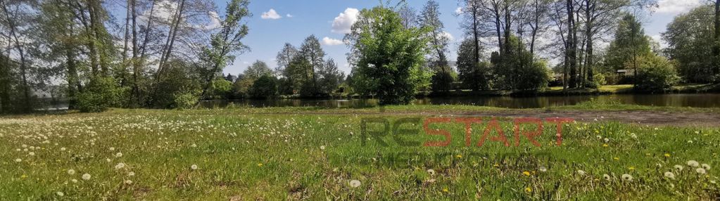 Pod glamping, wake-board, hotel.