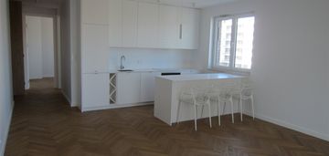 Nowe,pięknie wykończone -3 pokoje 72m2 ul. poematu
