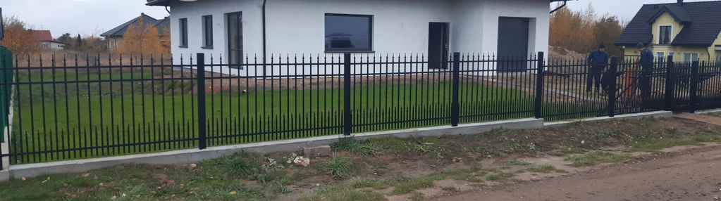 Dom wolnostojący parterowy 225m2, ogród 939m2