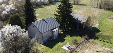 Dom wolnostojący narama – duża działka