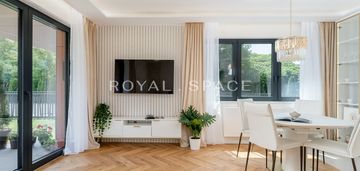 Stylowo wykończony apartament na woli justowskiej