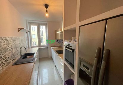 Trzy pokoje przy spokojnej, kameralnej uliczce