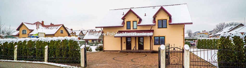 Obiekt hotelowo-restauracyjny posiada 12m.noclegowych