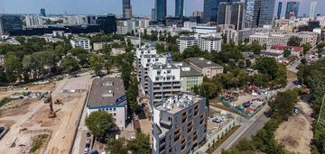 Pomiędzy niebem a norblinem- taras, metro, garaż
