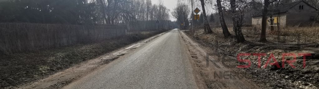 Działki pod usługi i mieszkaniówkę.