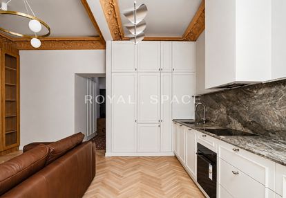 Premium apartament z klimatem kamienicy i balkonem