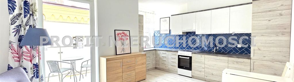 Komfortowy apartament z balkonem w ścisłym centrum