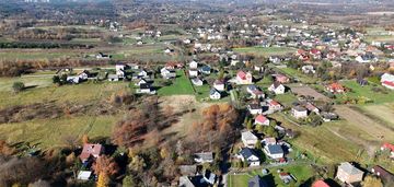 Spokojna okolica, możliwość podziału