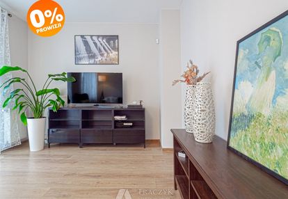 Pełny rozkład - przy rzece - umeblowane