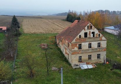 Działka zabudowana we wsi jaźwina