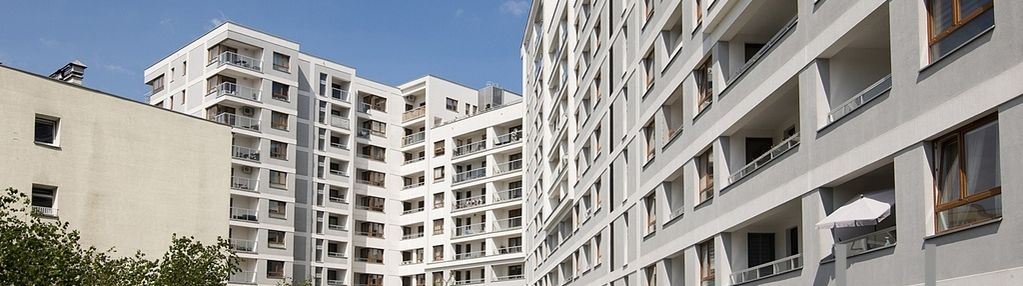 Mieszkanie z balkonem przy metrze. cicho. winda