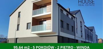5 pokoi w pięknej, zielonej okolicy.