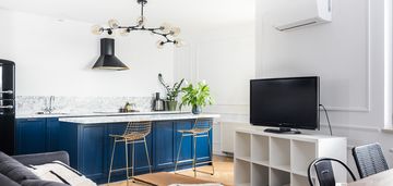 Taras 20m2| ostatnie piętro| design| klimatyzacja