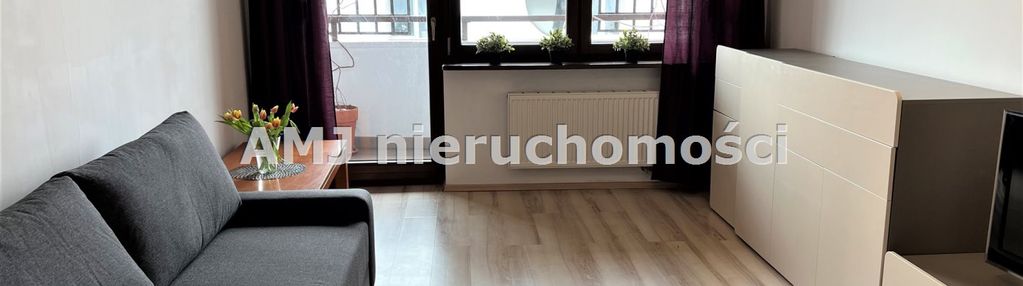 Funkconalne 2 pokojowe, odzielna kuchnia i balkon