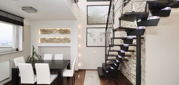 Idealne dla singla i mega taras i lokalizacja