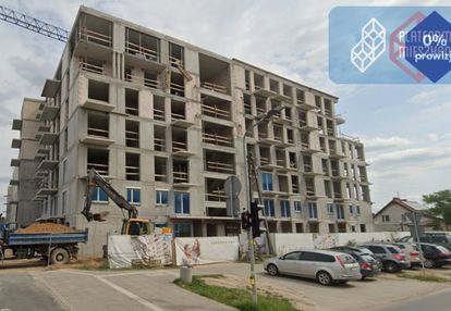 Studio z balkonem, blisko tramwaj!