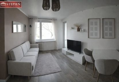 Słoneczne 3 pokoje z balkonem – i piętro