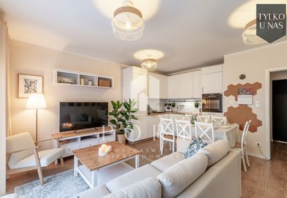 Dom z ogrodem, garażem i niskimi kosztami