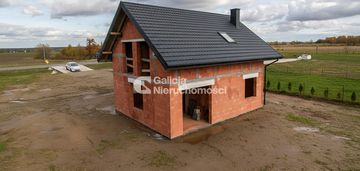 Nowy dom w stanie surowym otwartym - działka 8ar