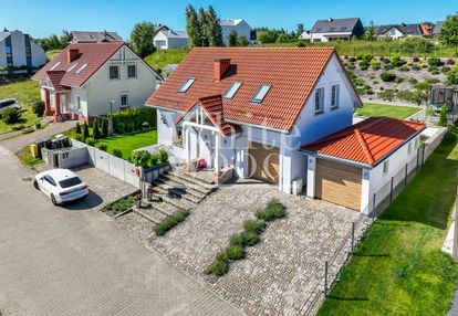 Dom nad jeziorem.