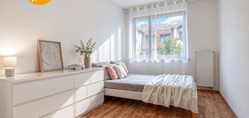 2 oddzielne pokoje - balkon - duża kuchnia