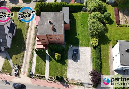 Dom wolnostojący z 4 osobnymi mieszkaniami