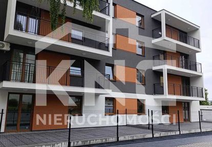 Bezczynszowe 1 piętro 37,50 z balkonem