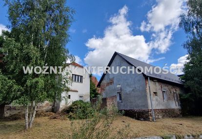 Dom z odnowioną stodołą w dziećmorowicah