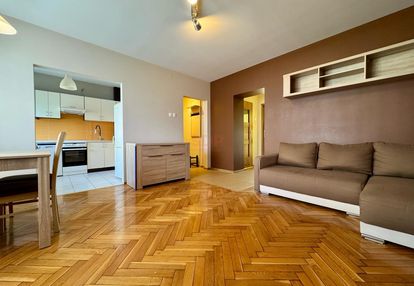 3 pokoje|gotowe do wprowadzenia|duży salon