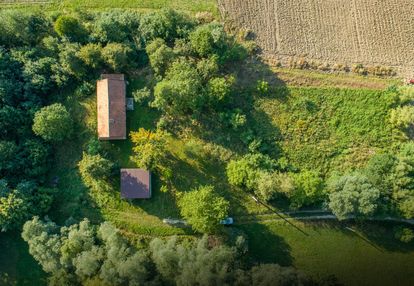 Drewniany dom  w szalowej  - okolice grybowa