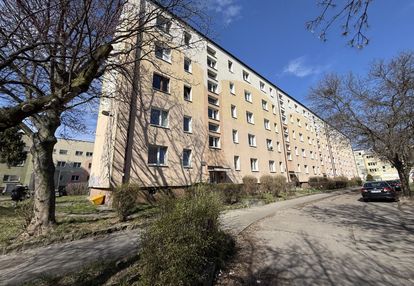 Zadbane 2-pok z oddzielną kuchnią