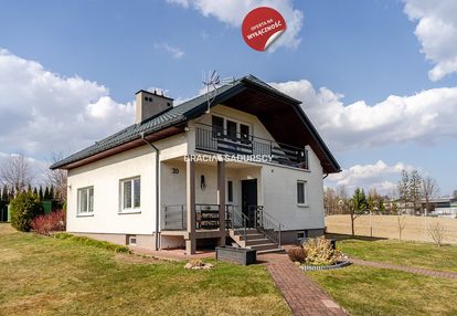 Gotowy do zamieszkania dom na cudownej działce 25a