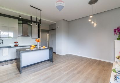 Apartament 4 pokoje z 2 tarasami i garażem, widzew