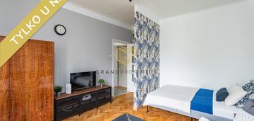 Apartament typu studio w śródmieściu przy złotych