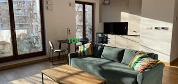 Wygodne 2 pokoje blisko wisły, garaż