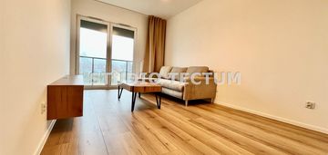 Wieliczka-kraków ulbarbary 2pok.nowe,garaż